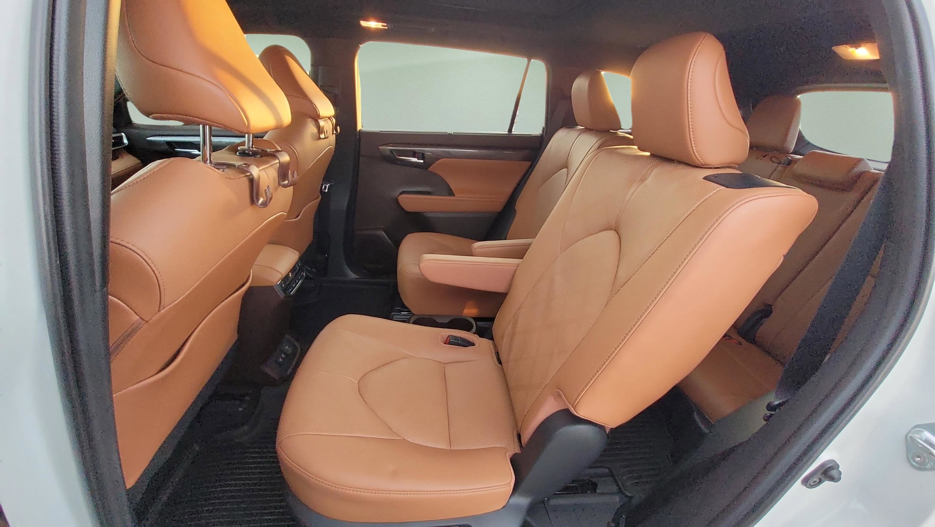 2020 Toyota Highlander Platinum