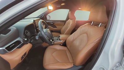 2020 Toyota Highlander Platinum