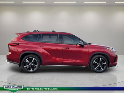 2022 Toyota Highlander XSE