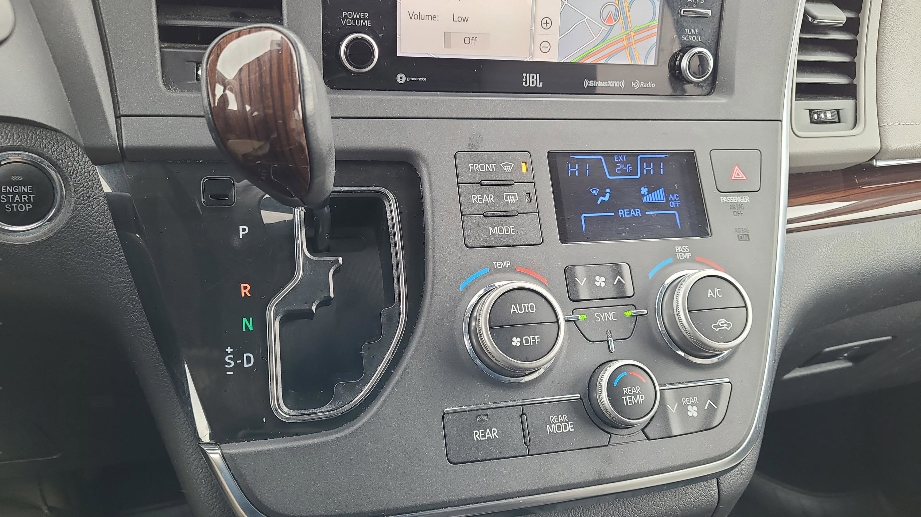 2019 Toyota Sienna Limited 7 Passenger