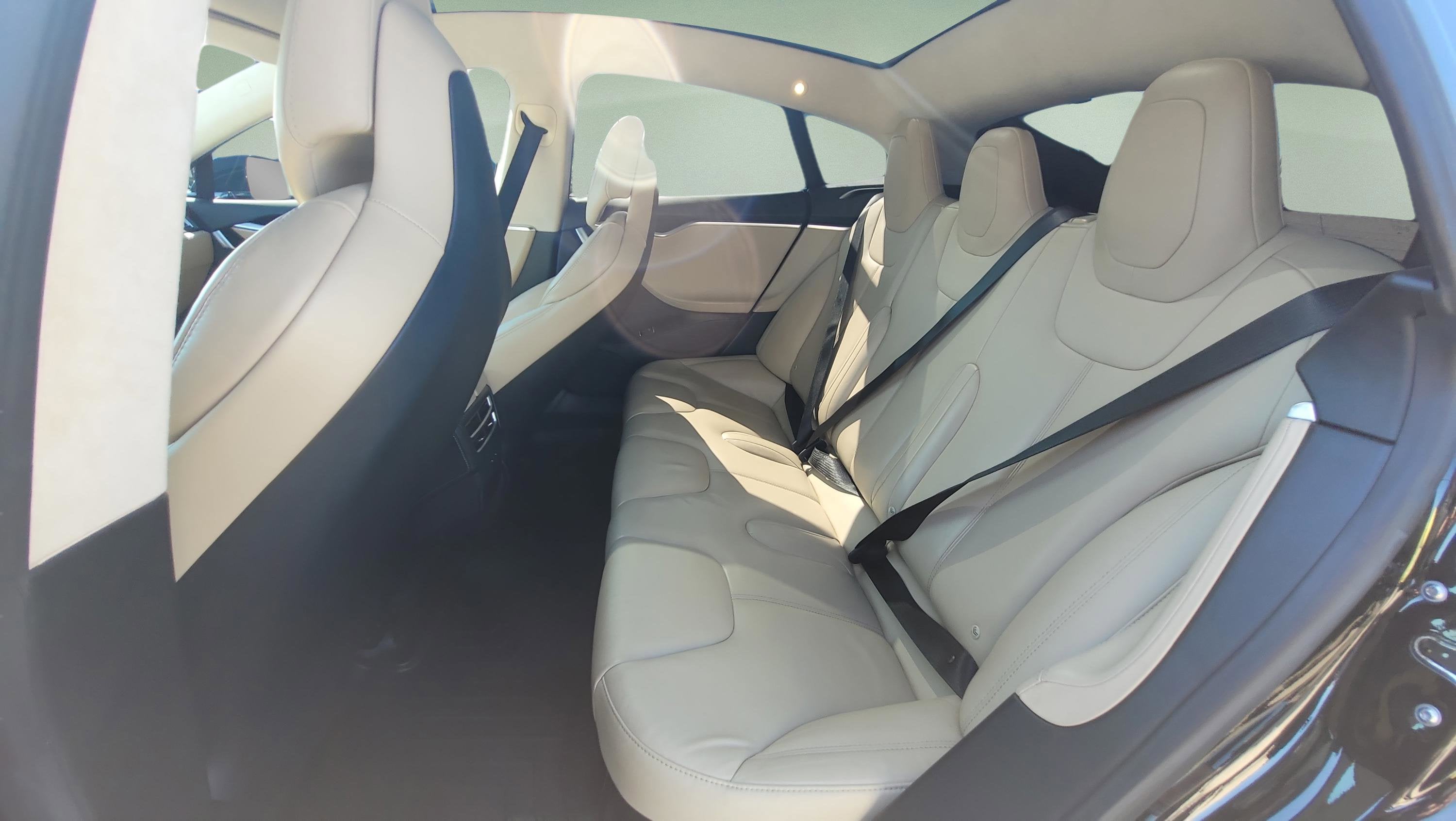 2017 Tesla Model S 90D