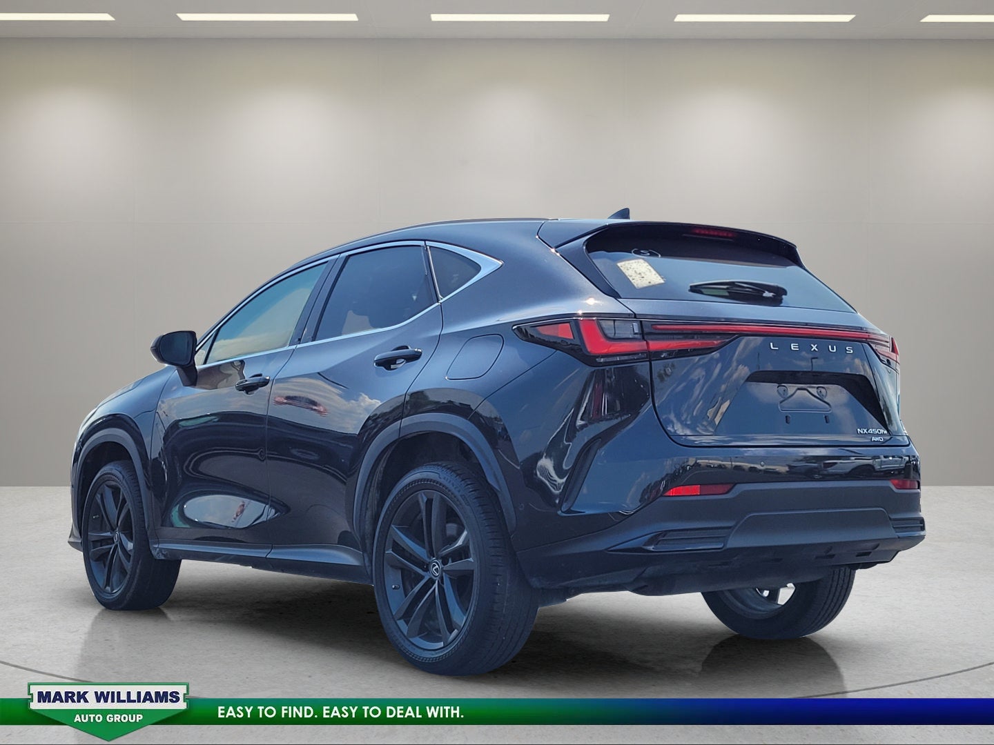 2022 Lexus NX 450h+ Luxury