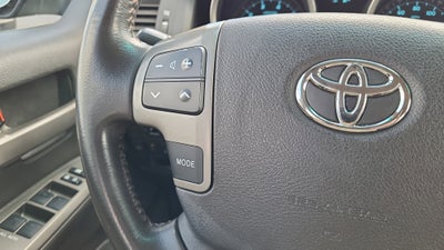 2009 Toyota Land Cruiser Base