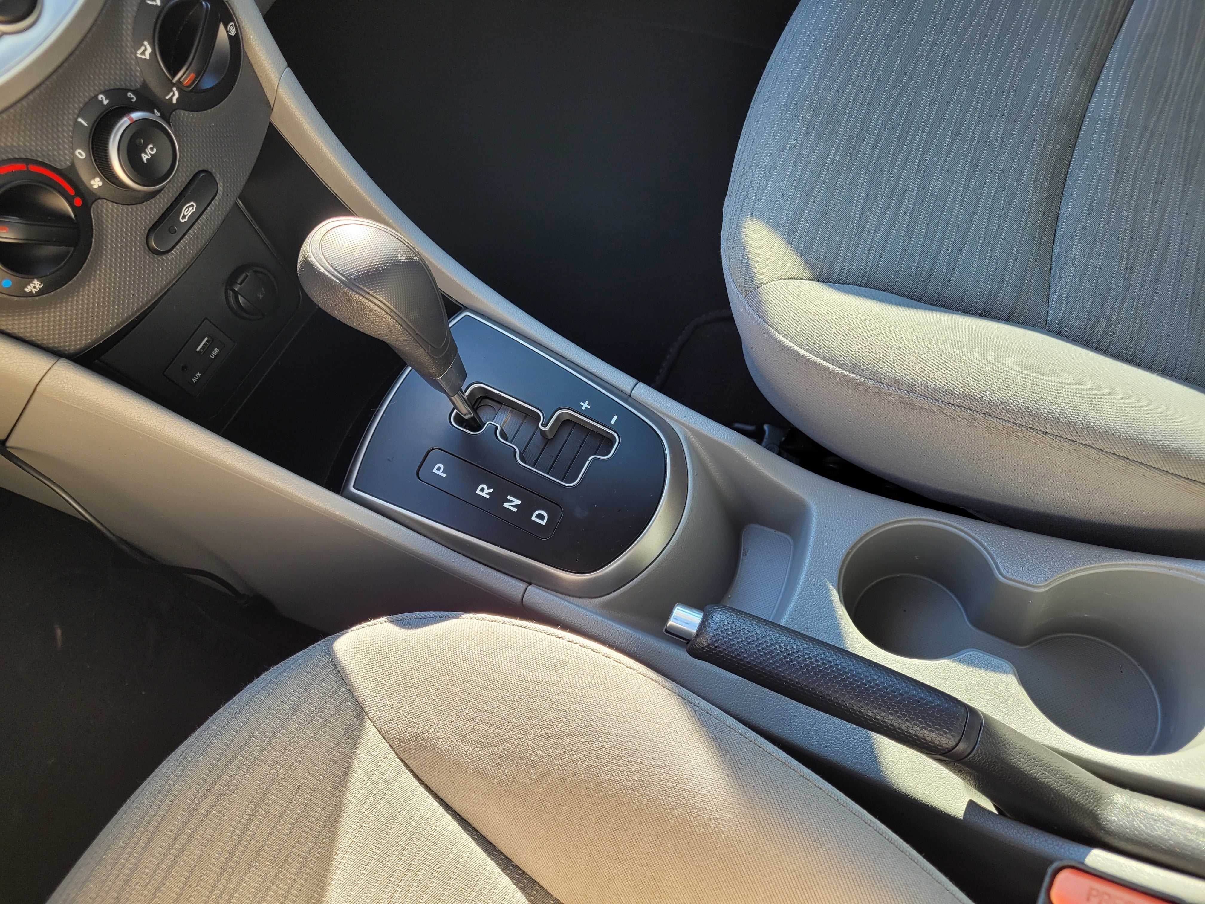 2017 Hyundai Accent Value Edition