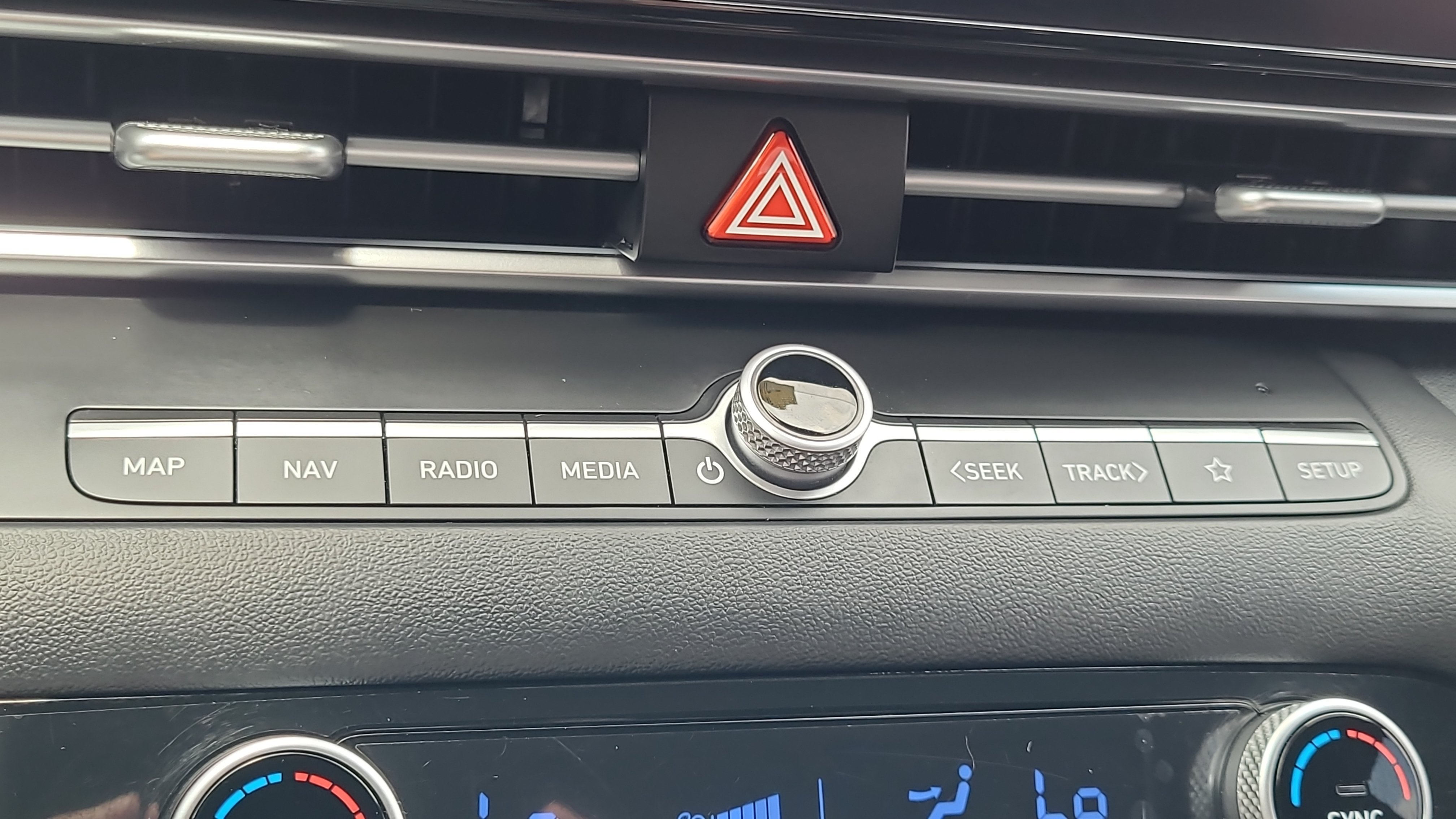 2022 Hyundai Elantra Limited