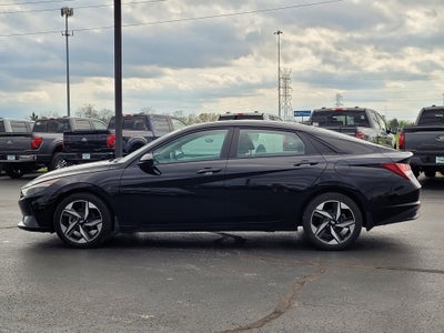 2023 Hyundai Elantra SEL