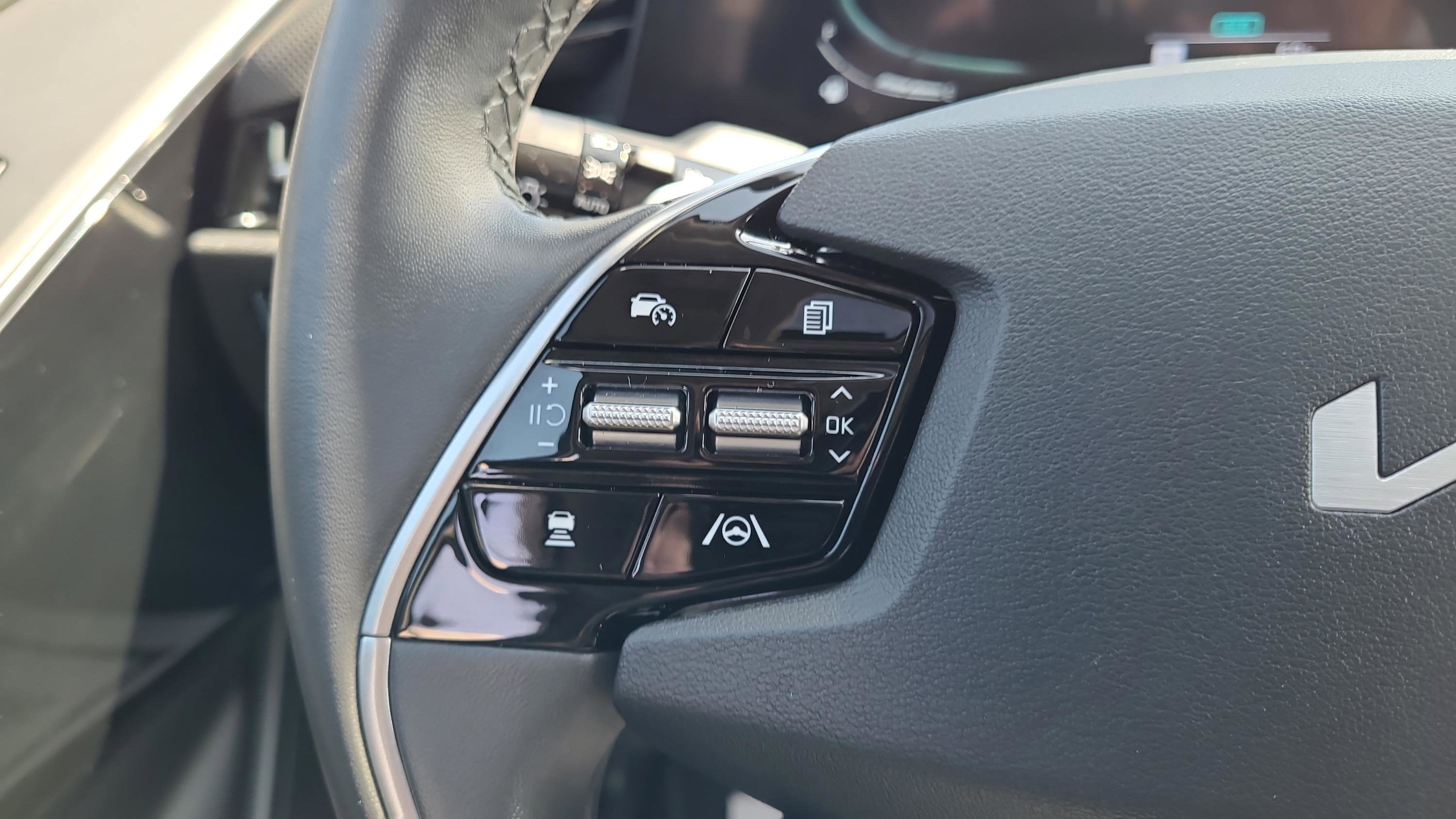 2023 Kia Niro EX Touring