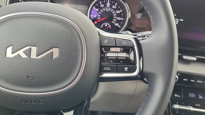 2024 Kia Carnival EX