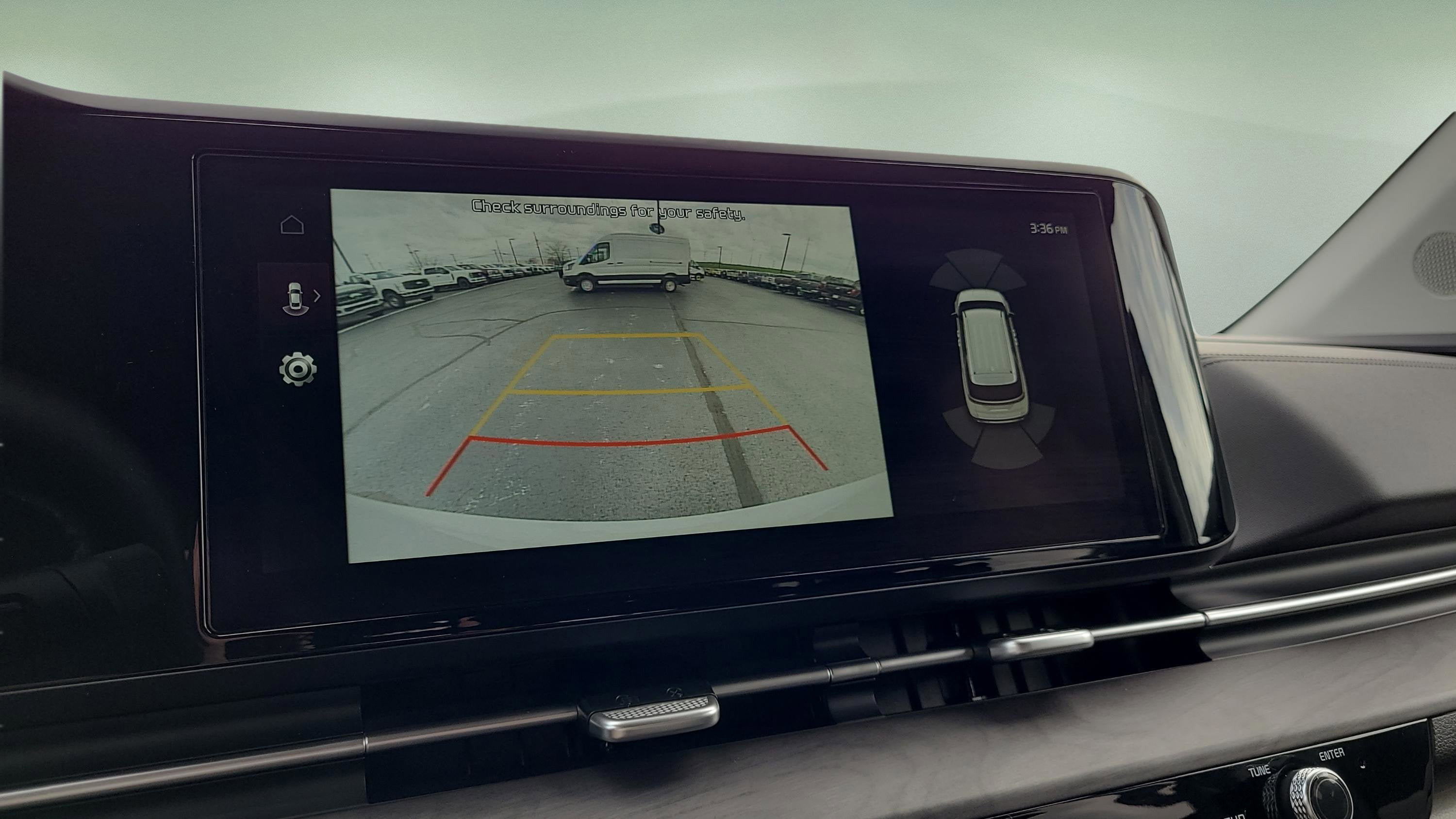 2024 Kia Carnival EX