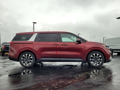 2022 Kia Carnival EX