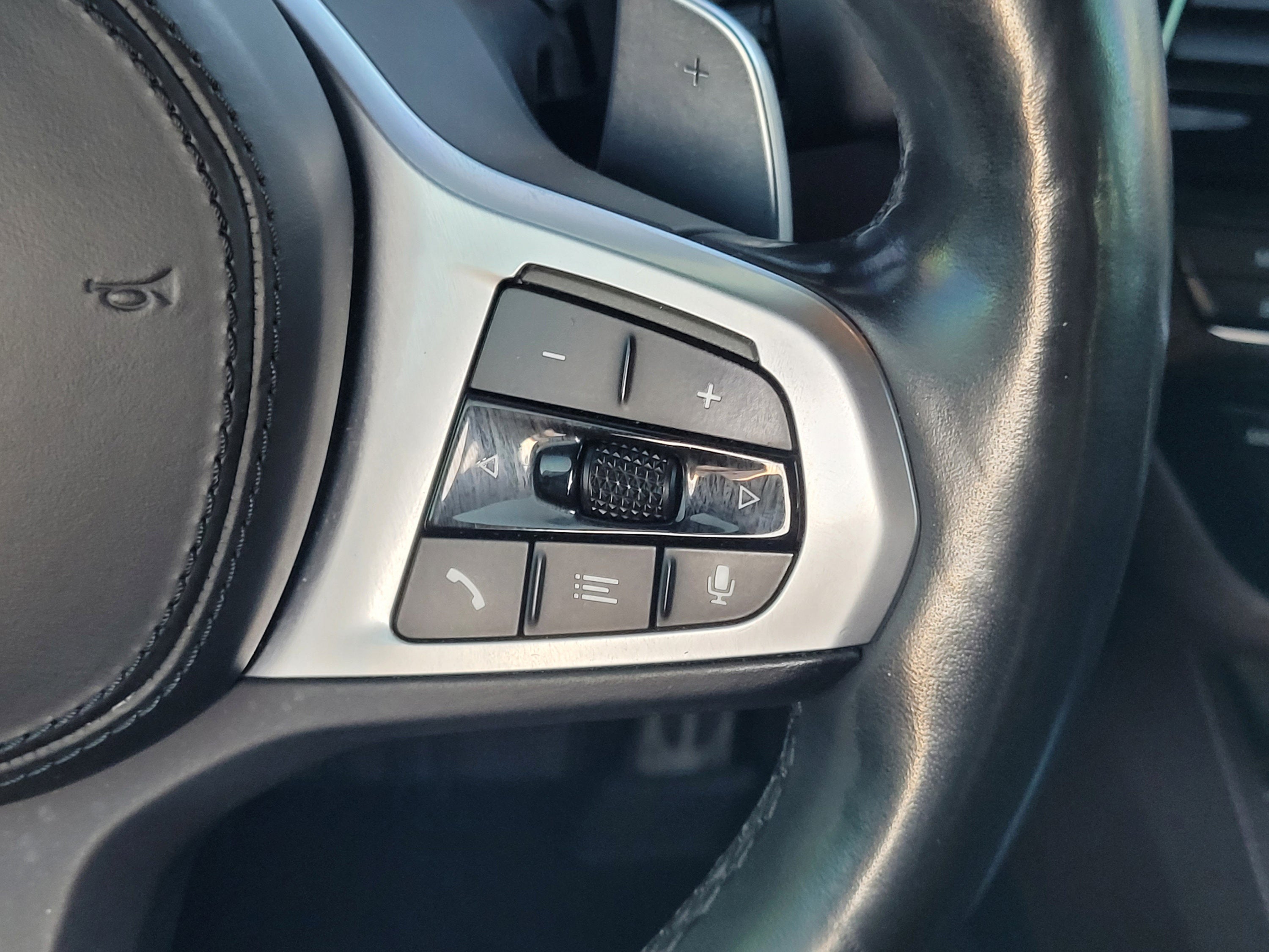 2021 BMW 5 Series M550i xDrive
