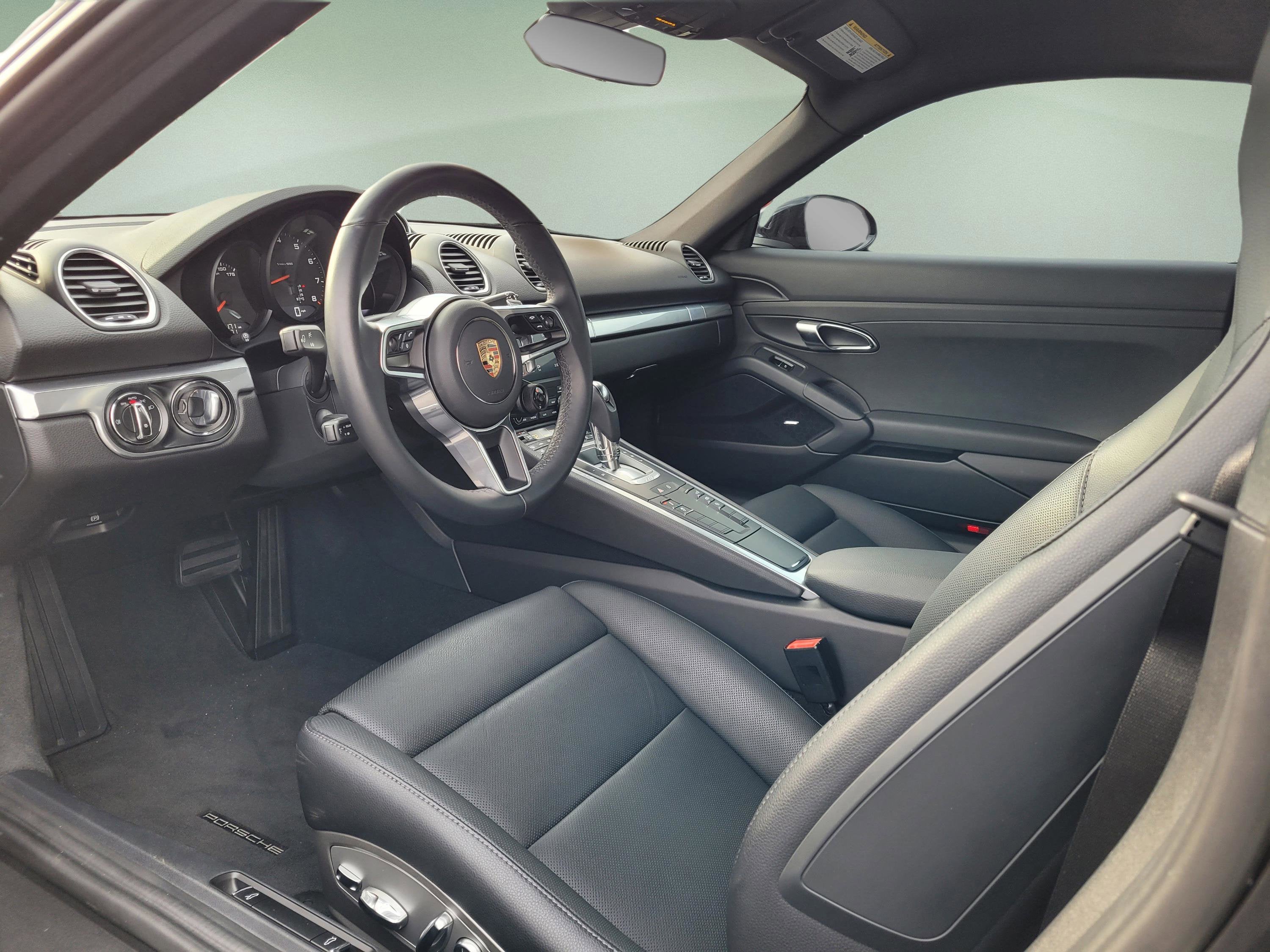 2025 Porsche 718 Cayman Base