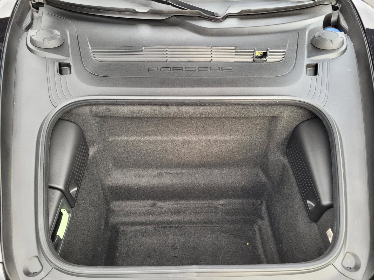 2025 Porsche 718 Cayman Base