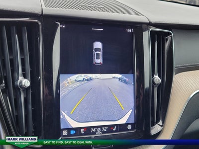 2022 Volvo XC60 B5 Inscription