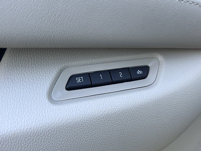 2017 Cadillac Escalade Luxury