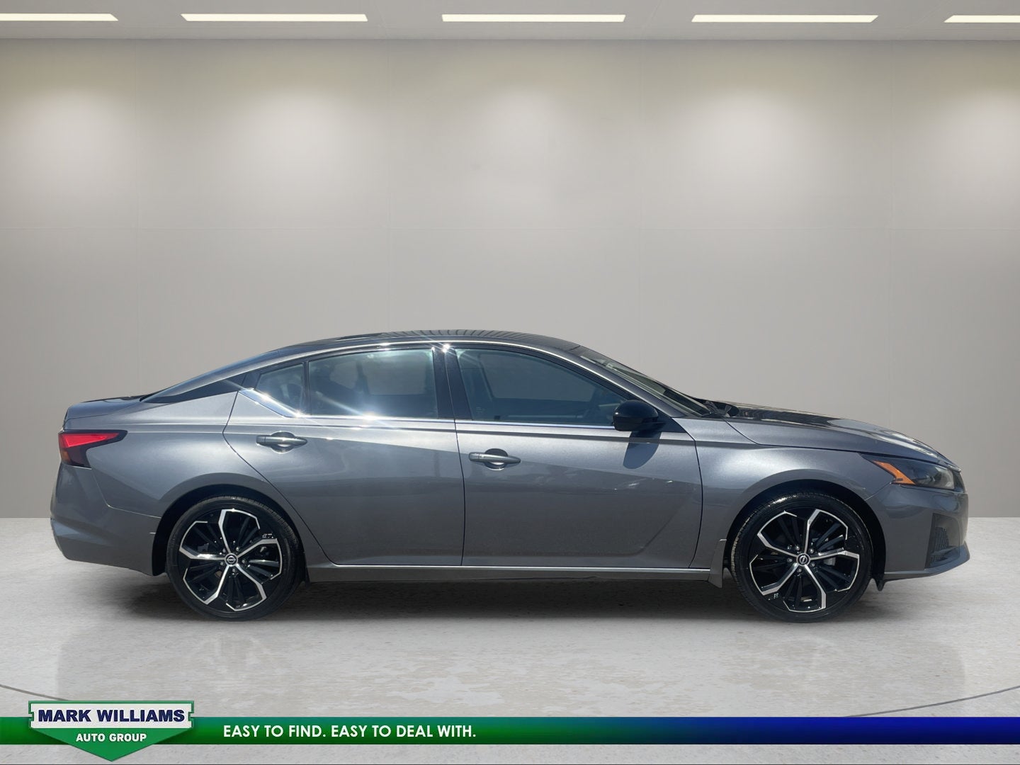 2025 Nissan Altima 2.5 SR