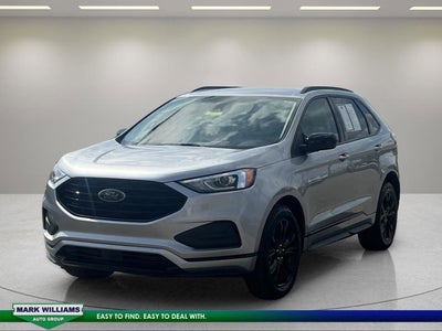 2022 Ford Edge SE