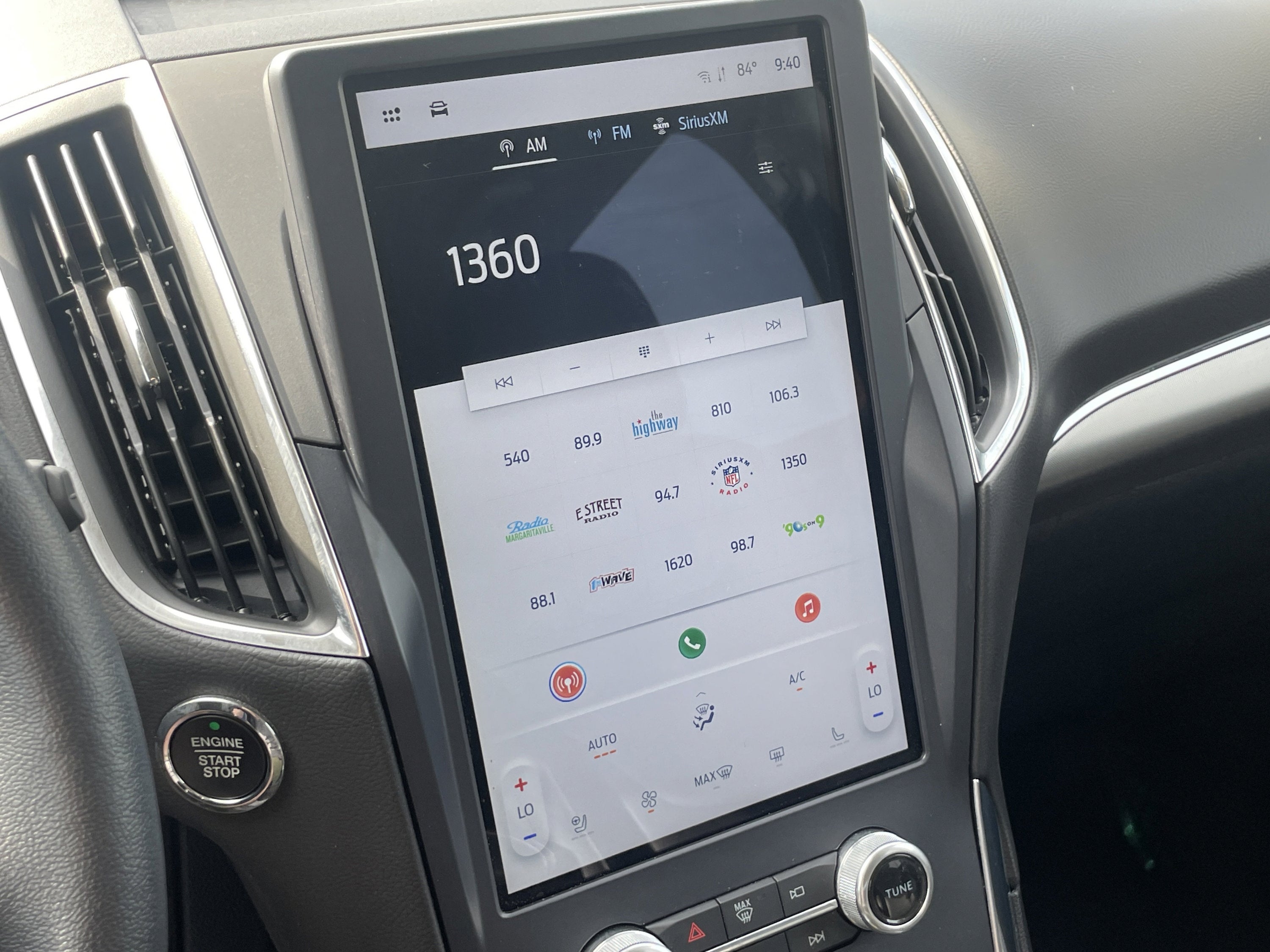 2022 Ford Edge Titanium