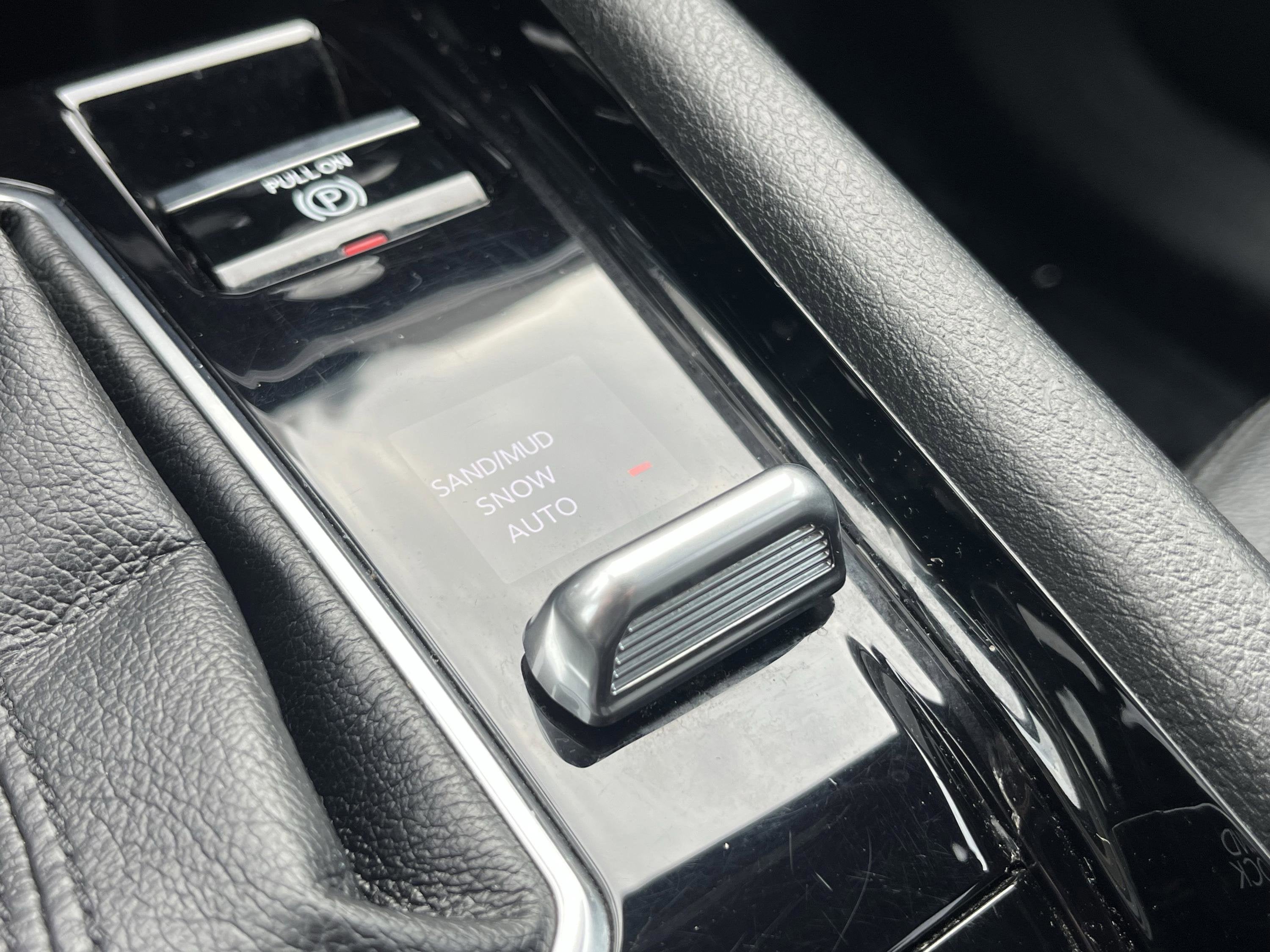 2023 Jeep Compass (Red) Edition