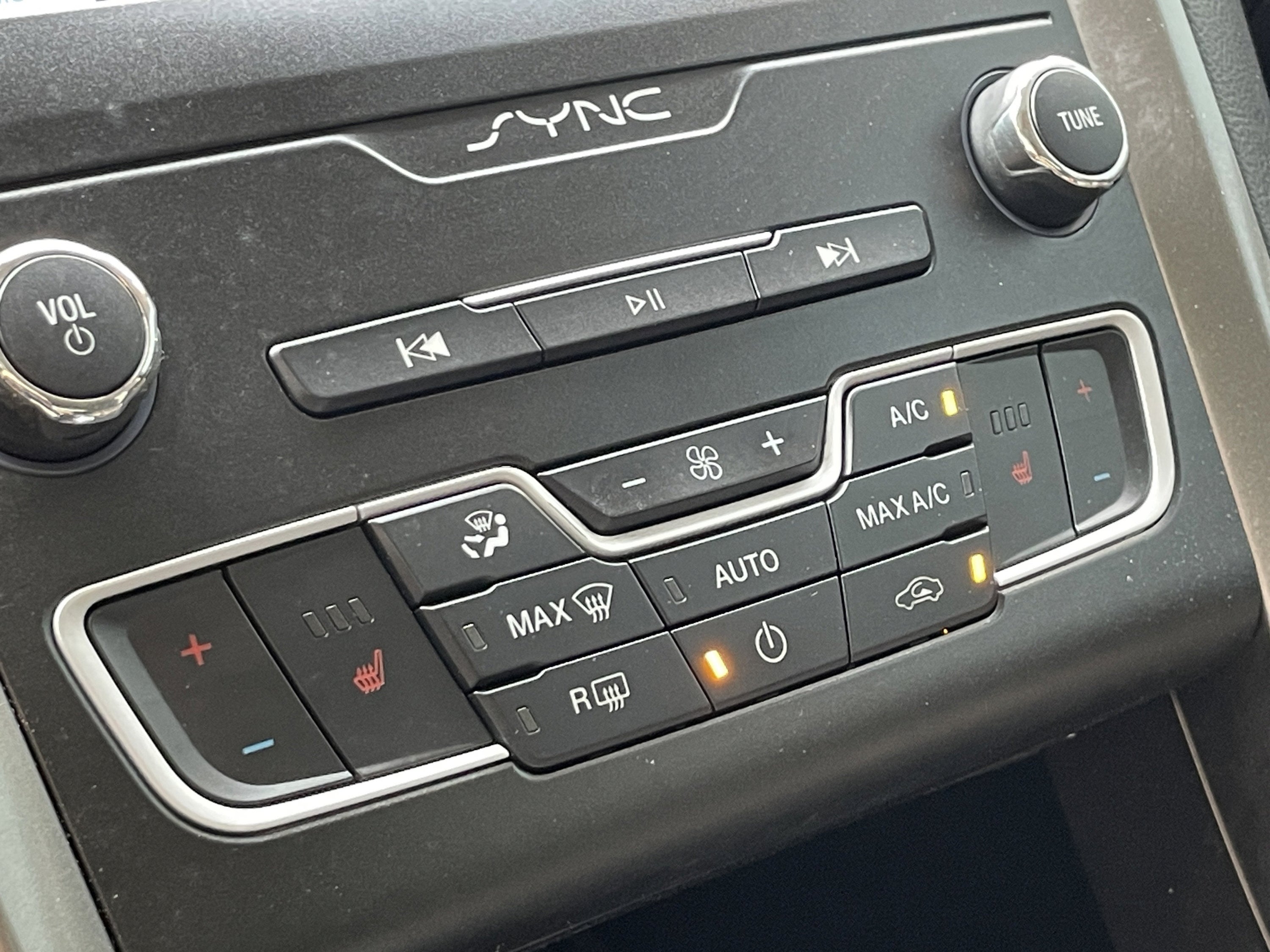 2020 Ford Fusion SEL