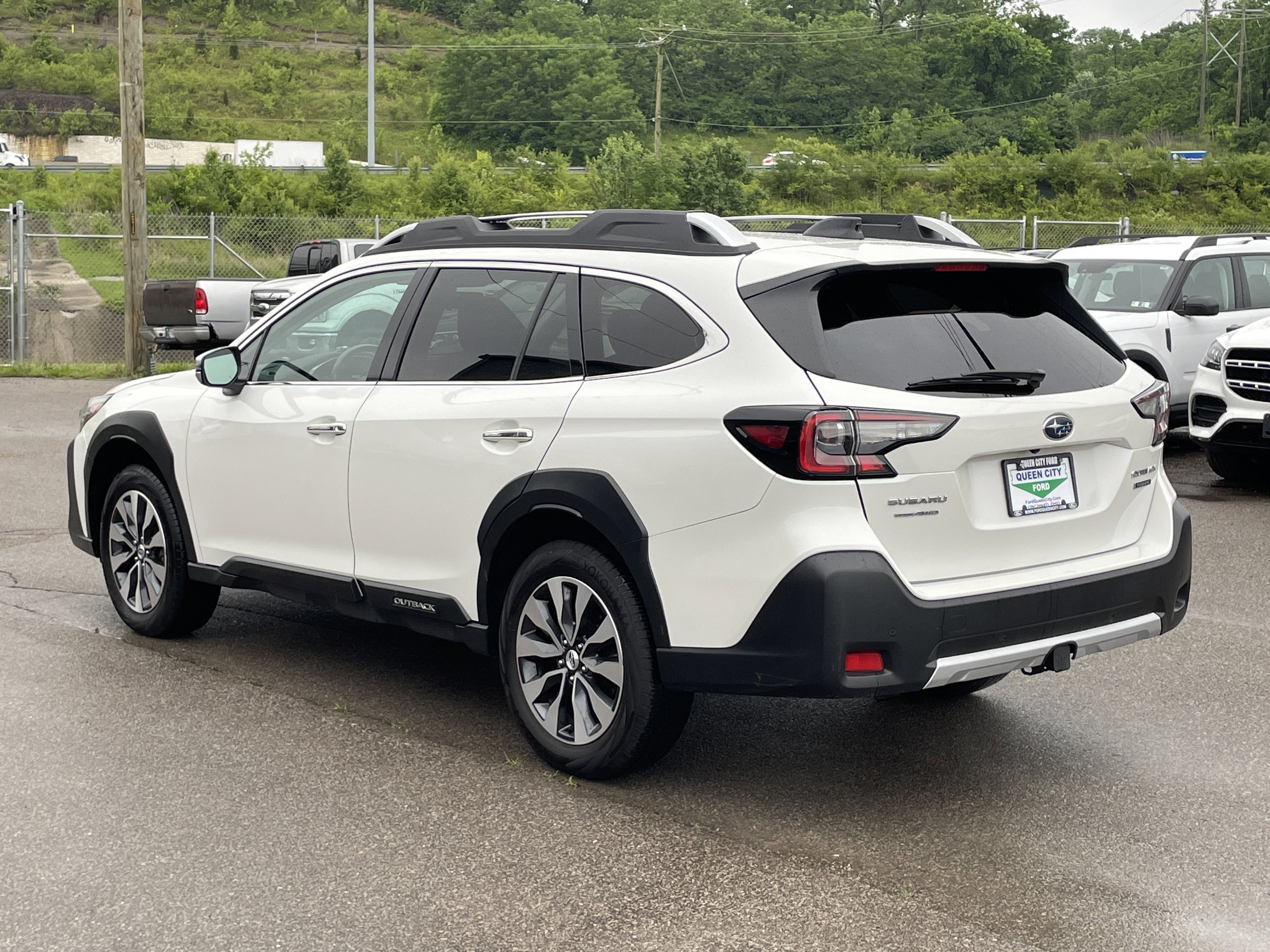 2023 Subaru Outback Touring