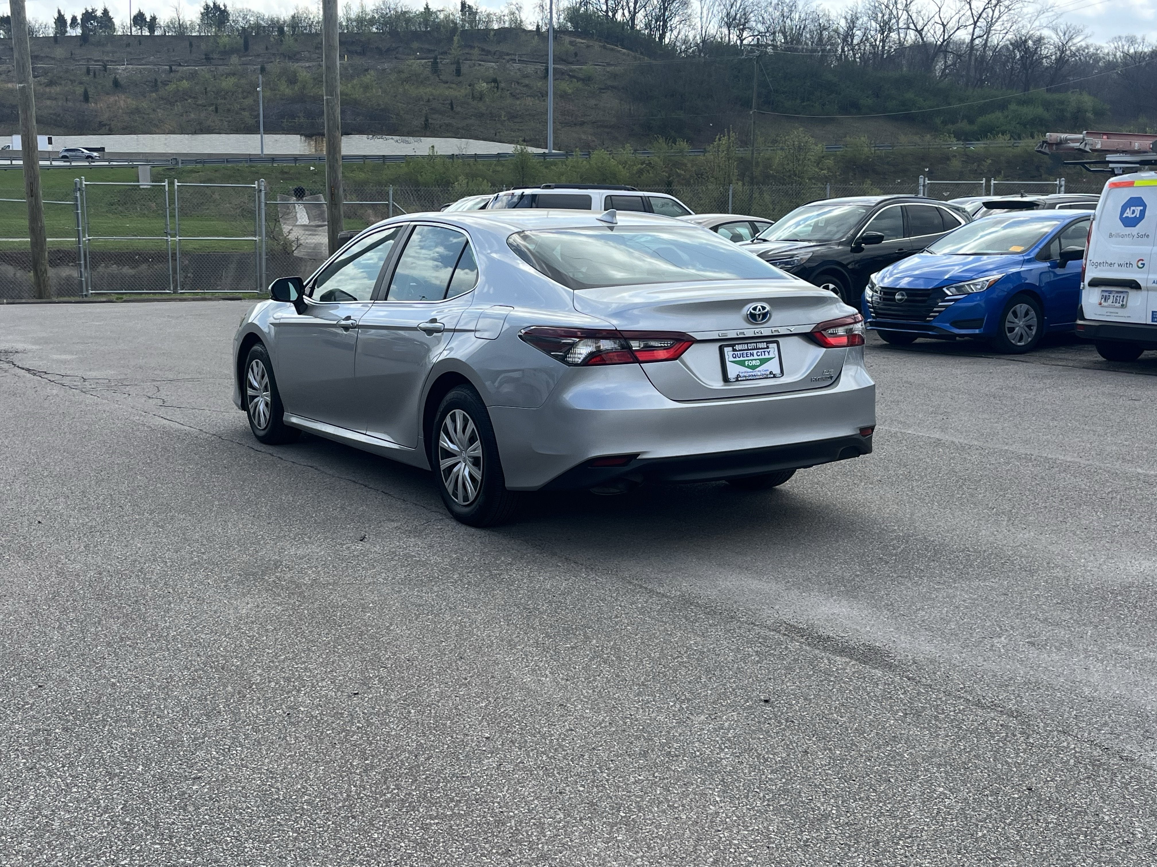 2024 Toyota Camry Hybrid LE