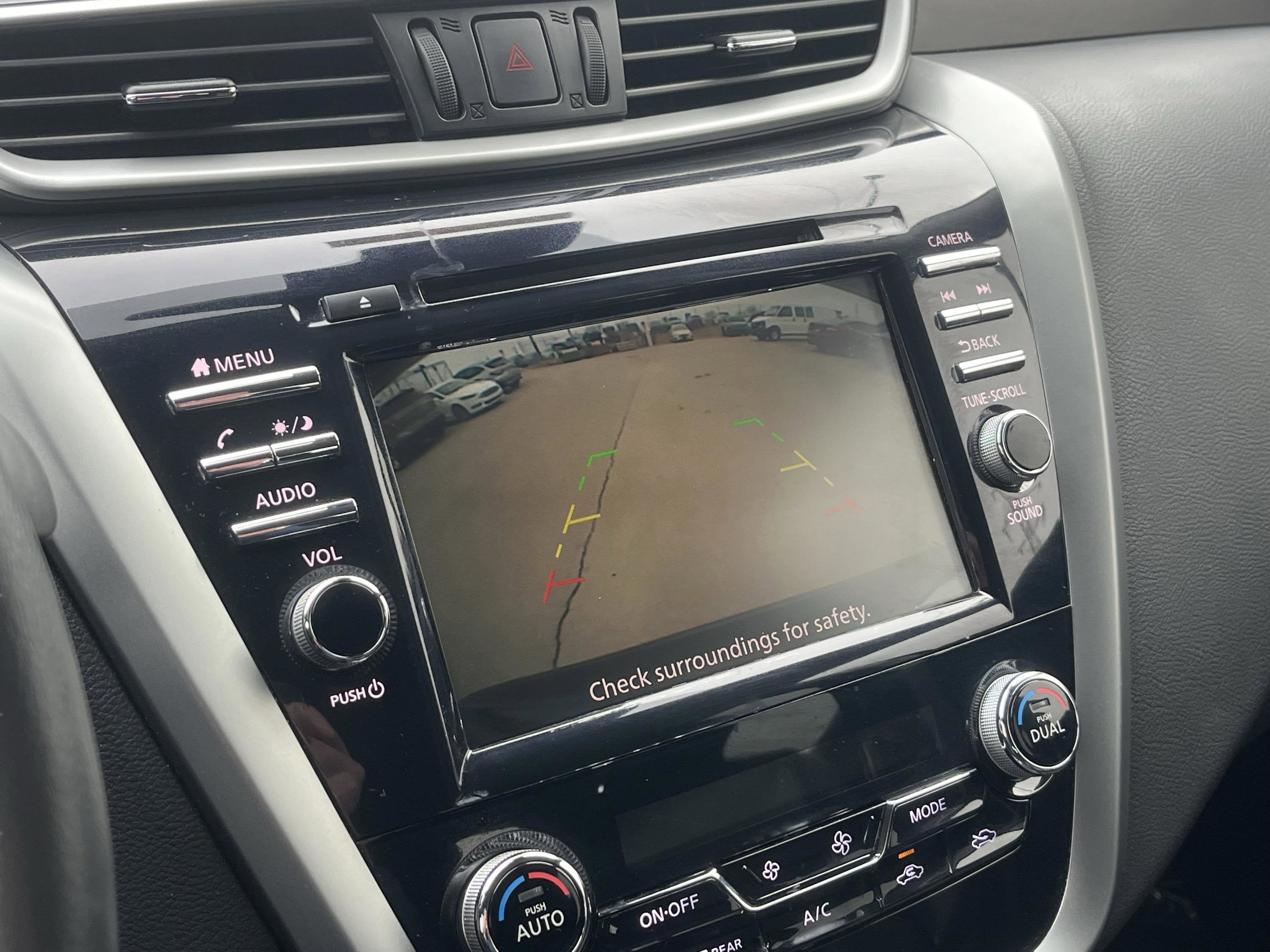 2023 Nissan Murano SV