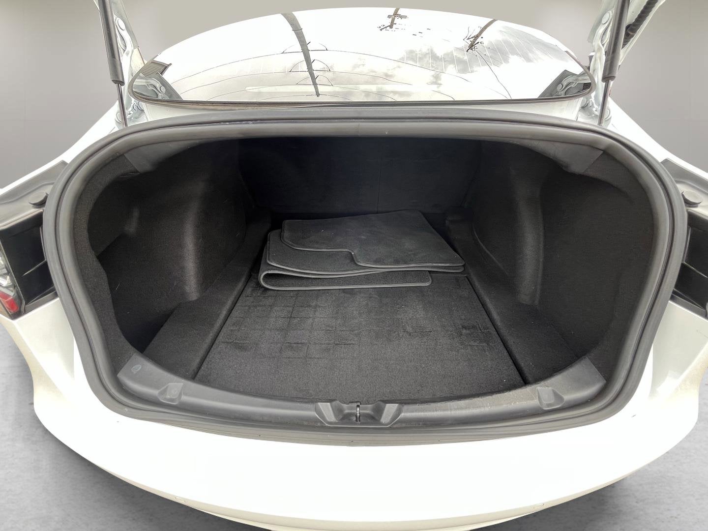 2020 Tesla Model 3 Performance