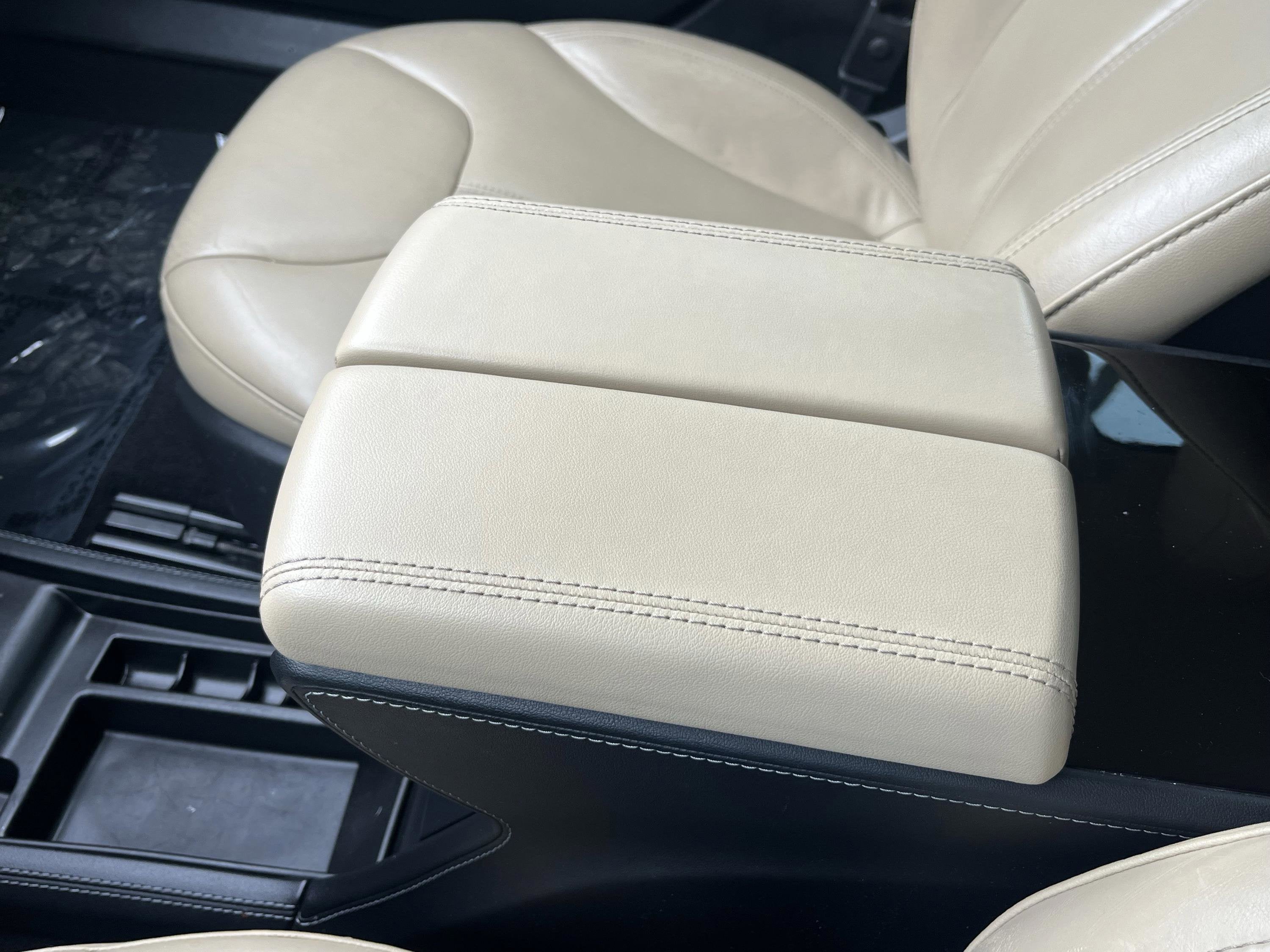 2014 Tesla Model S Base