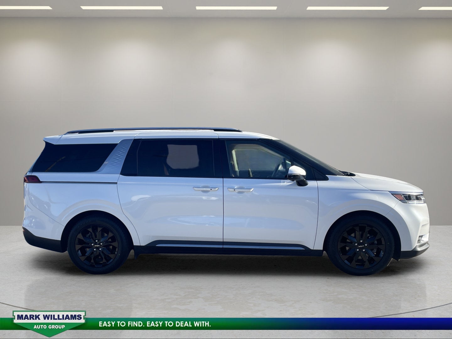 2024 Kia Carnival SX