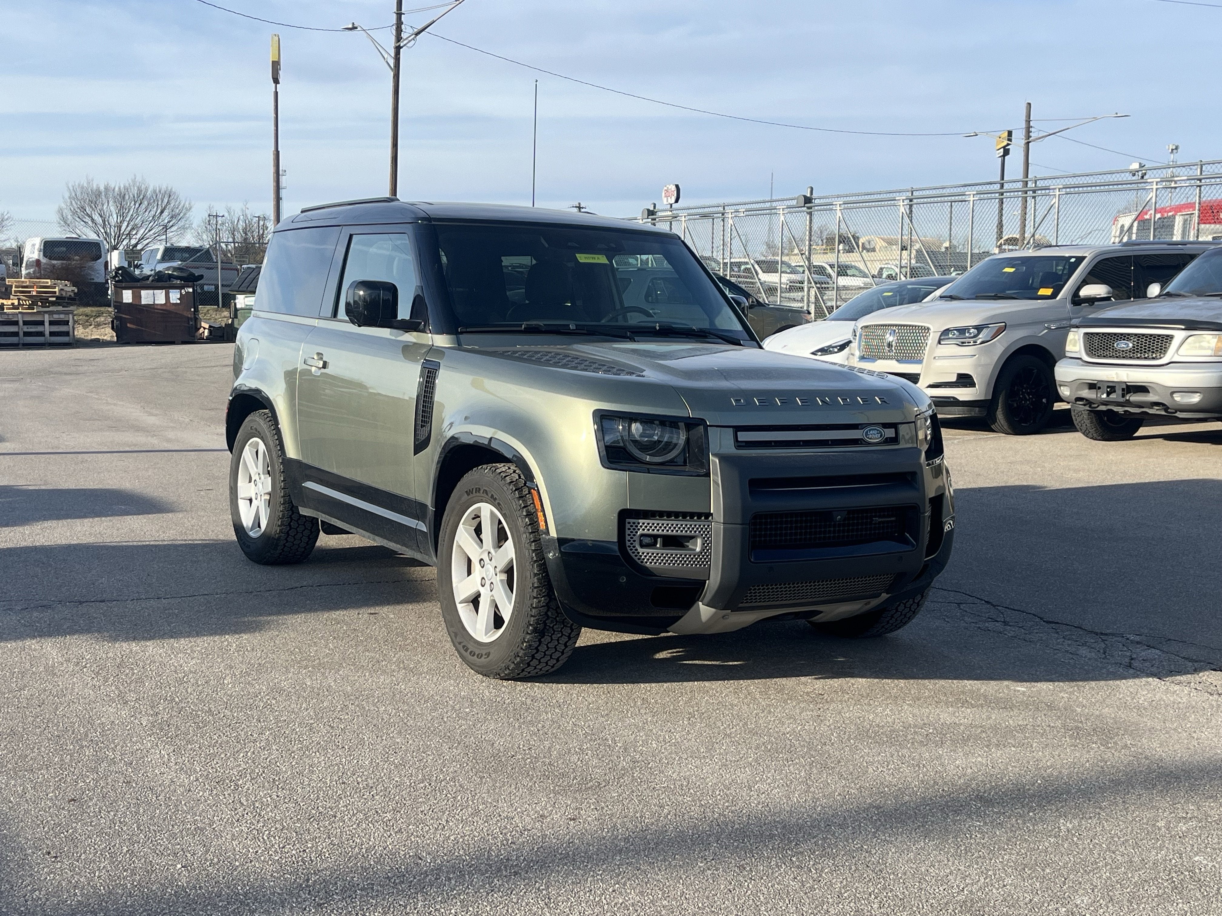 2023 Land Rover Defender 90 X-Dynamic SE