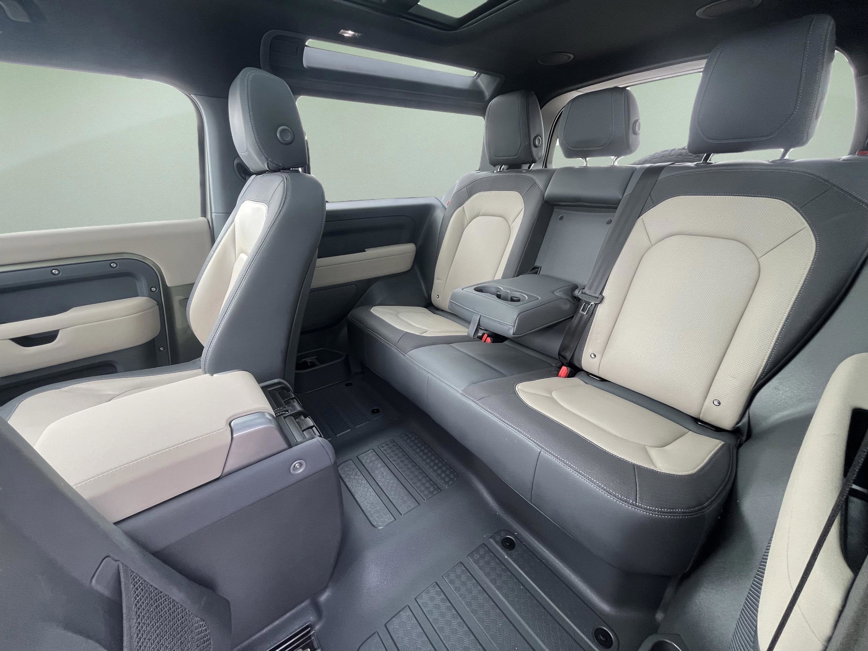 2023 Land Rover Defender 90 X-Dynamic SE