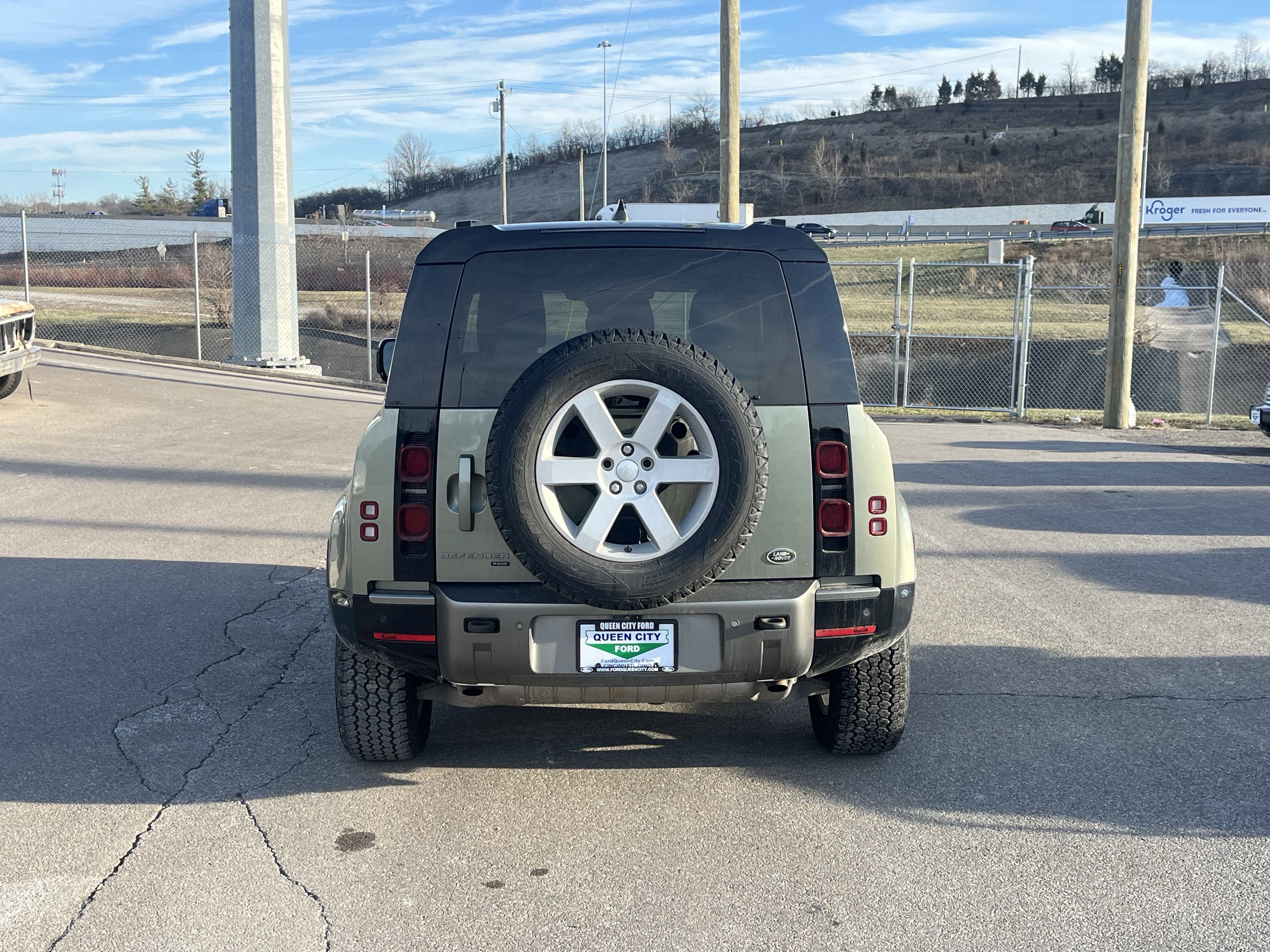 2023 Land Rover Defender 90 X-Dynamic SE