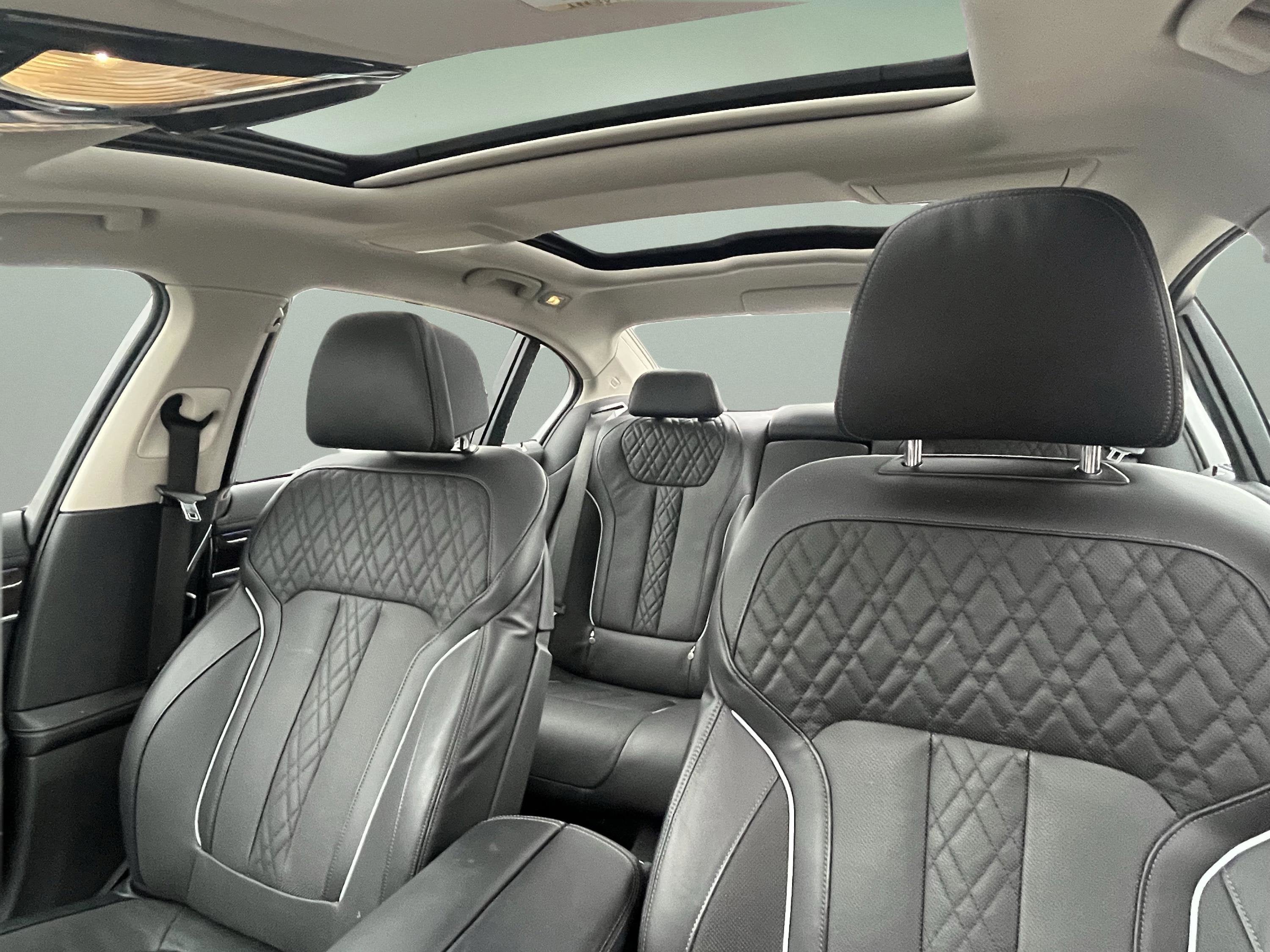 2022 BMW 7 Series 750i xDrive