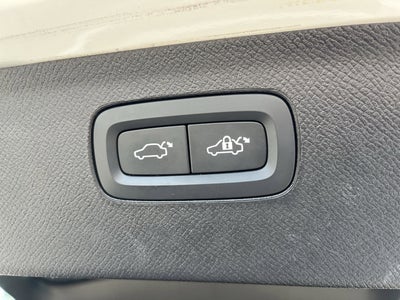 2023 Volvo XC90 Recharge Plug-In Hybrid T8 Plus Dark Theme 7 Passenger