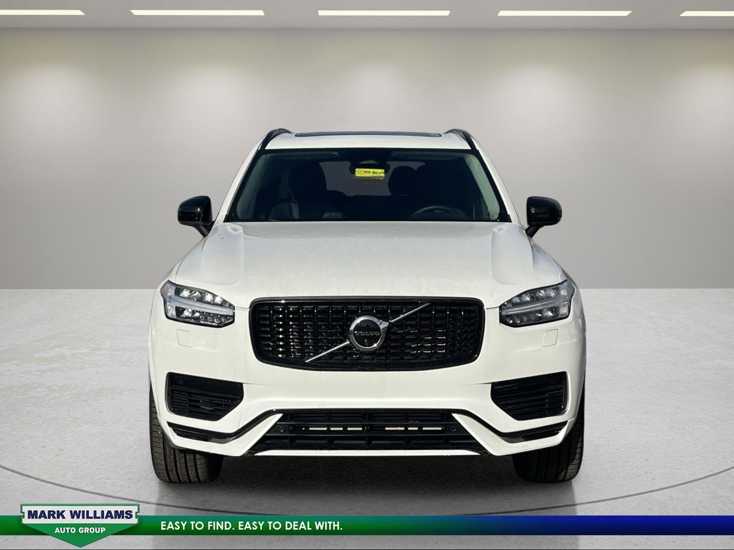 2023 Volvo XC90 Recharge Plug-In Hybrid T8 Plus Dark Theme 7 Passenger