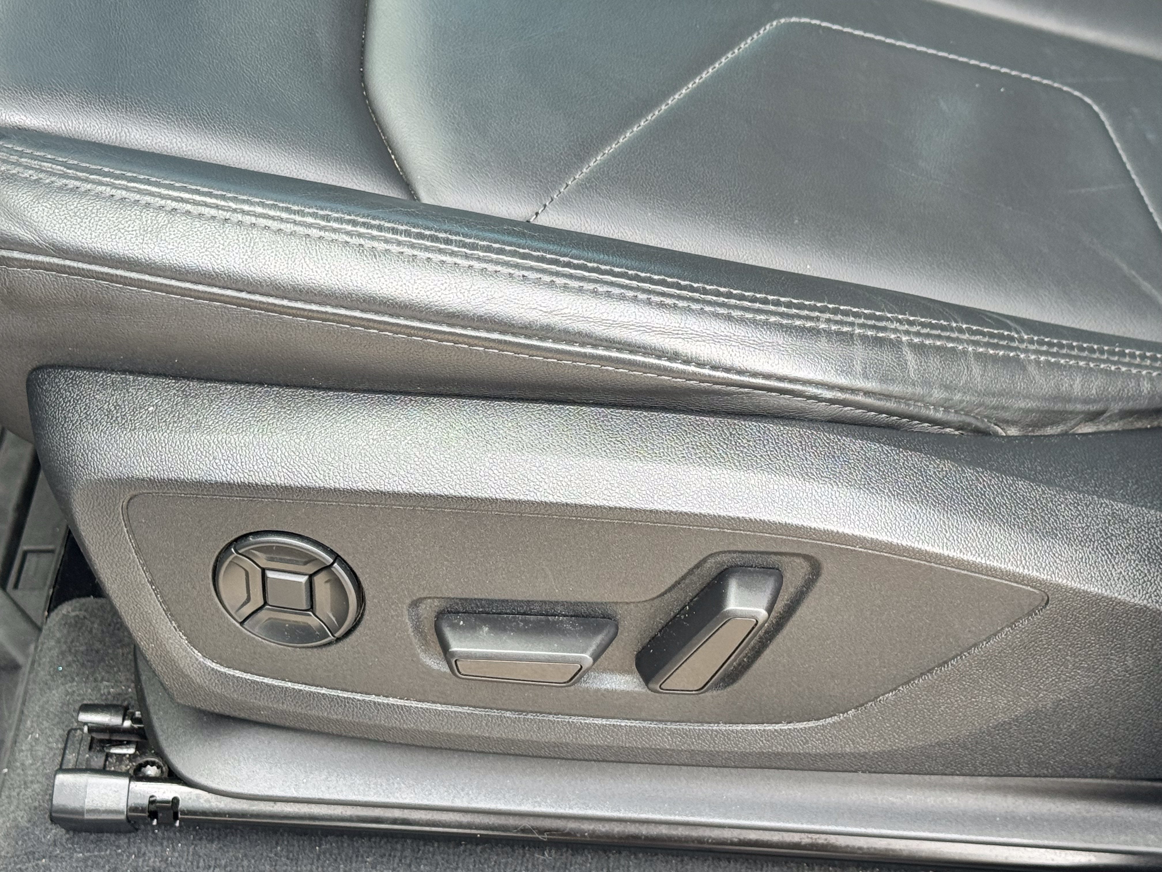 2022 Audi Q3 S line Premium Plus